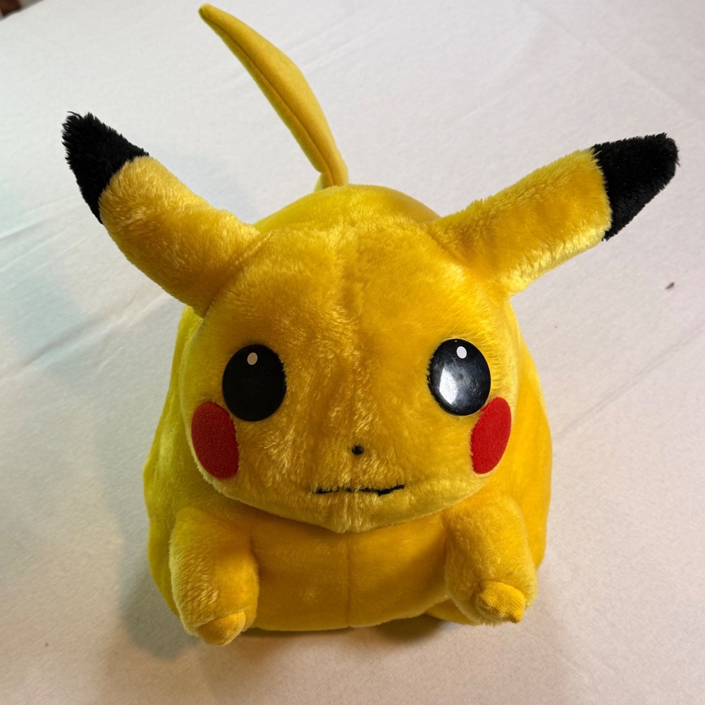 Vintage 1999 Pokemon Pikachu Plush 11" Fat Chunky Play By Play Nintendo Anime